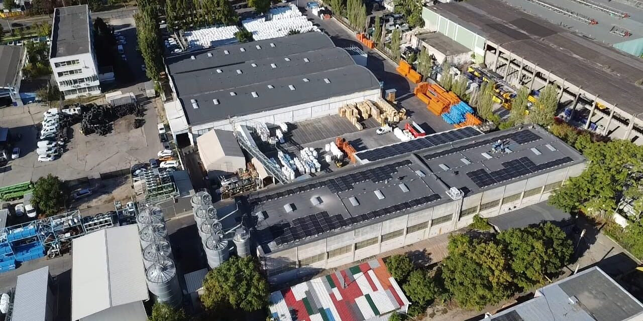 Sistem fotovoltaic pentru firmă: ghid 2026