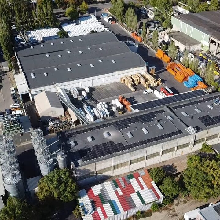 Sistem fotovoltaic pentru firmă – ghid 2026 Sistem fotovoltaic pentru firmă: ghid 2026